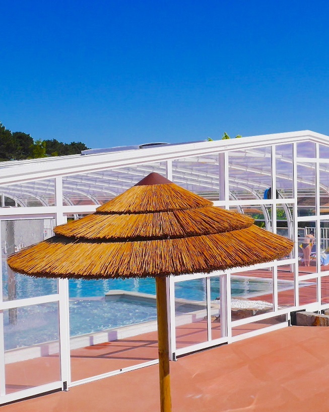 Photo du camping Cybele Vacances brillas-piscine-couverte-.jpg