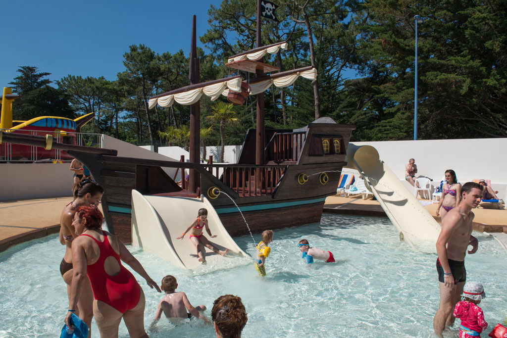 camping vendée avec piscine